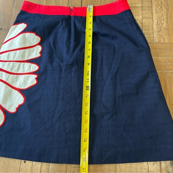 Boden Floral Appliqué Navy Skirt US 6 Daisy Boho Preppy Knee Length A-line - Picture 10 of 10